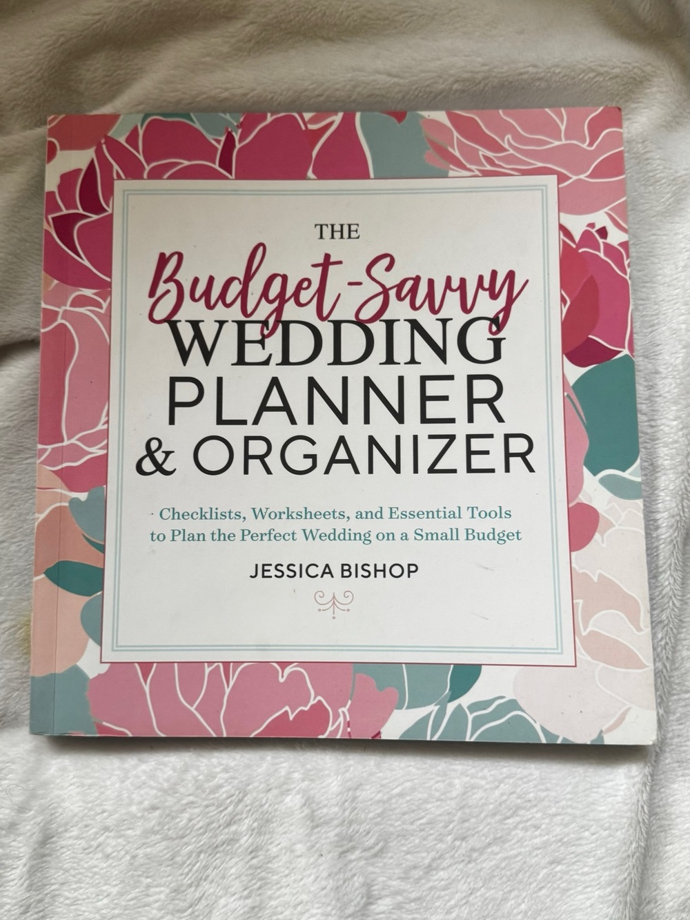 Budget-Savvy Wedding Planner & Organizer - Pink Floral Cover